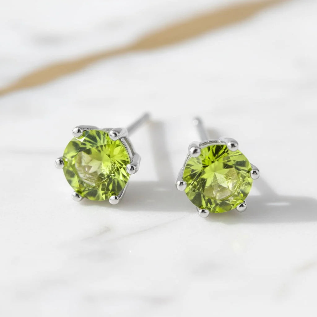 Peridot Ohrringe – Lebensfreude, Schutz & Harmonie für die Ohren