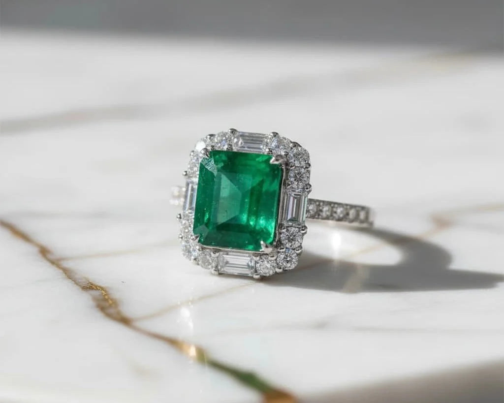 Hochzeitsringe mit Kristallen – Symbolik, Stil & Eleganz für den besonderen Tag