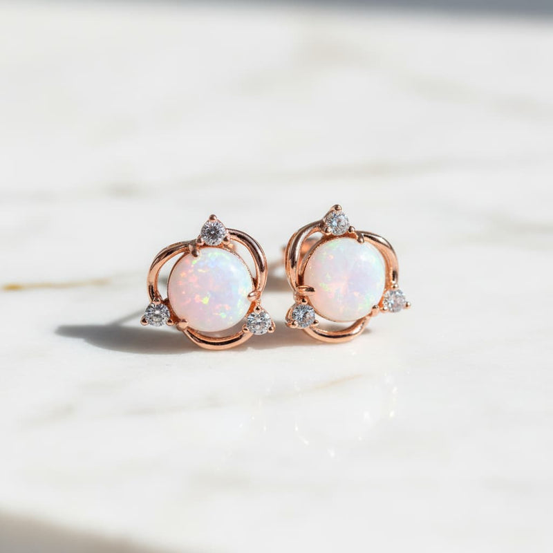 Roségoldene Ohrringe – Eleganz & Wärme