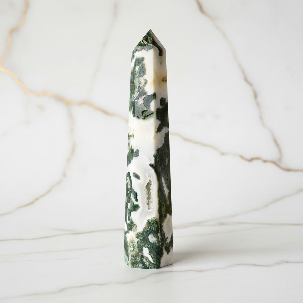 Moosachat Obelisk - Grüne Kraft CrystalScents