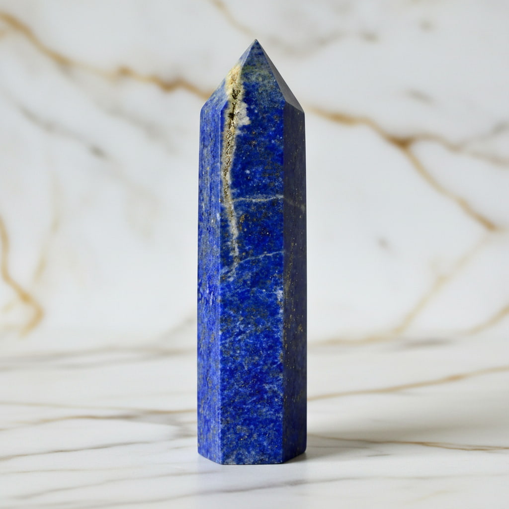 Lapislazuli Obelisk – Schimmernde Goldadern CrystalScents