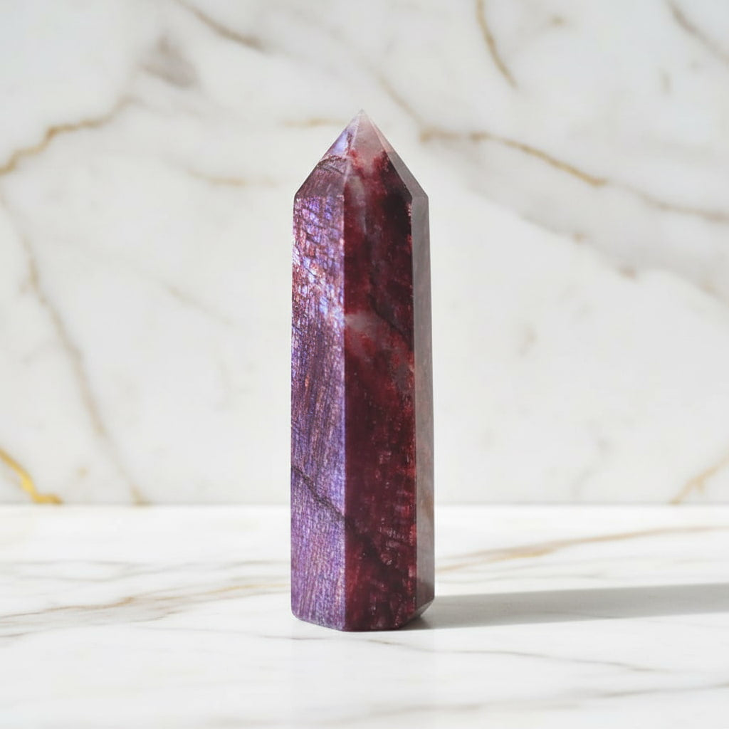 Roter Mondstein Obelisk - Schimmernd & Stark CrystalScents