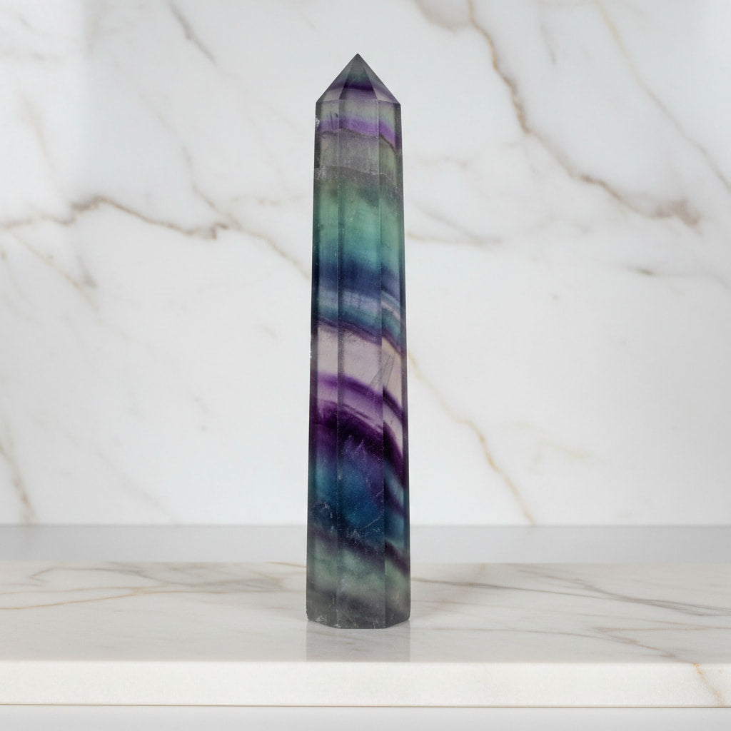 Fluorit Obelisk – Achtsamkeit & Liebe CrystalScents