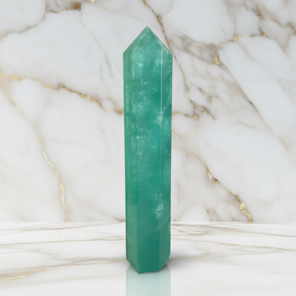 Fluorit Obelisk – Balance & Ruhe CrystalScents