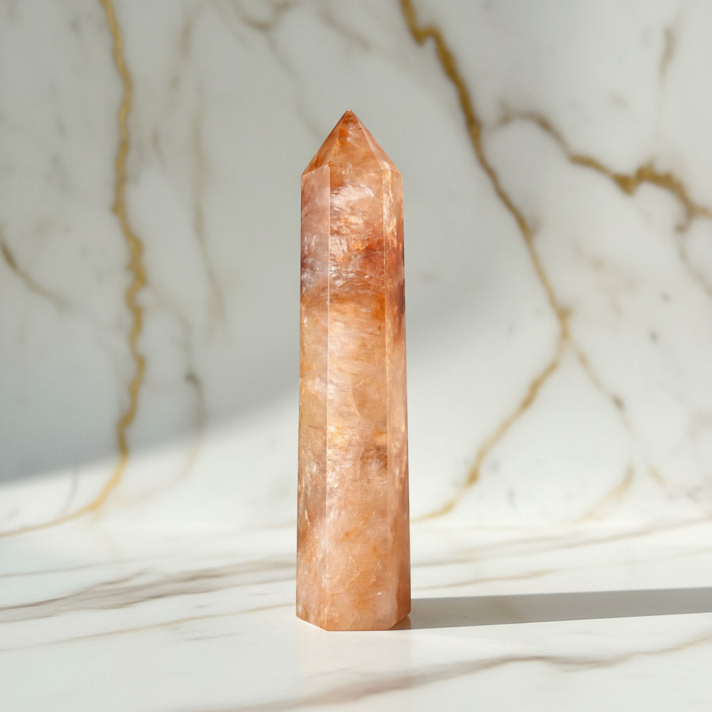 Feuerquarz Obelisk – Mut & innere Stärke CrystalScents