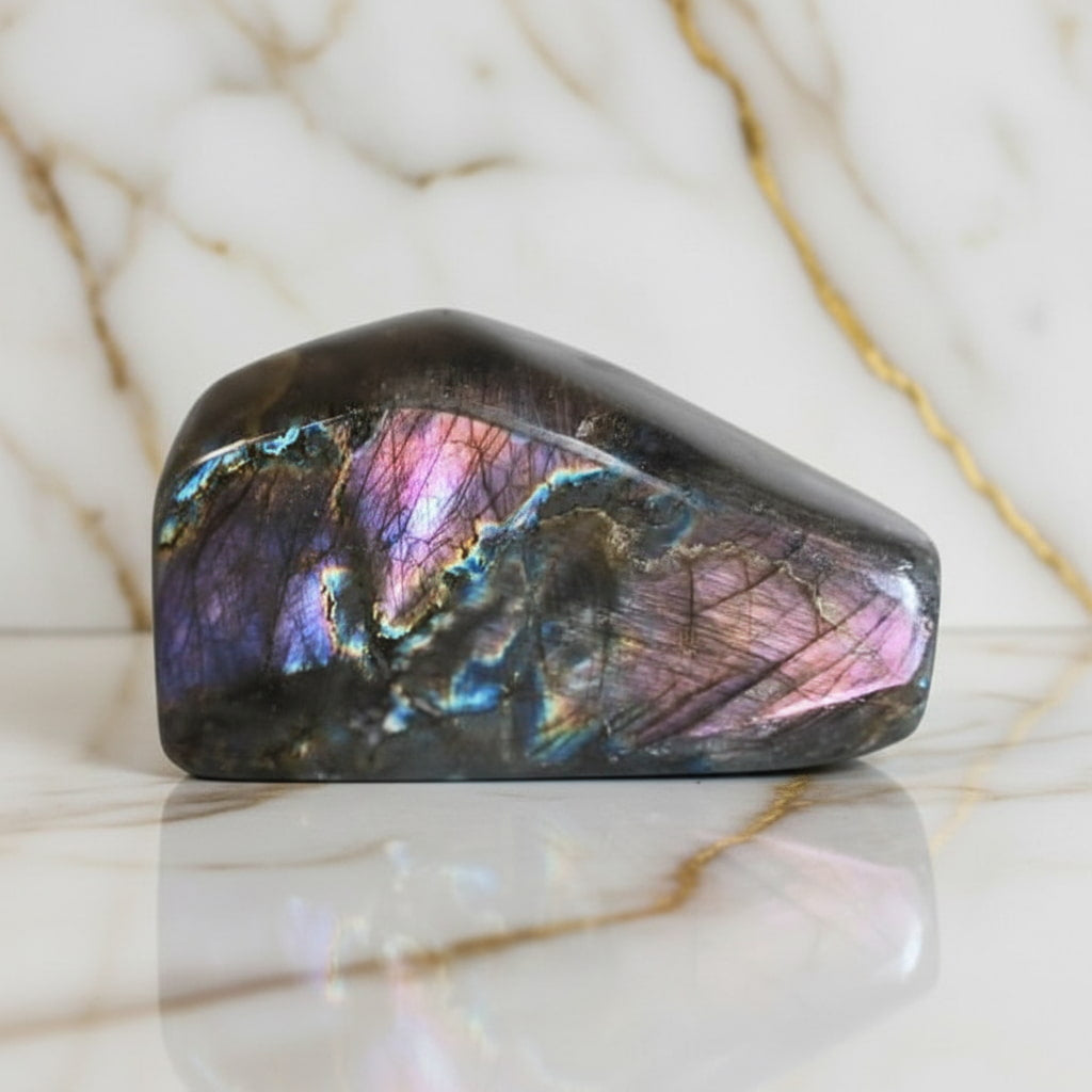 Labradorit Sunset Freiform – Leuchtende Regenbogenfarben CrystalScents