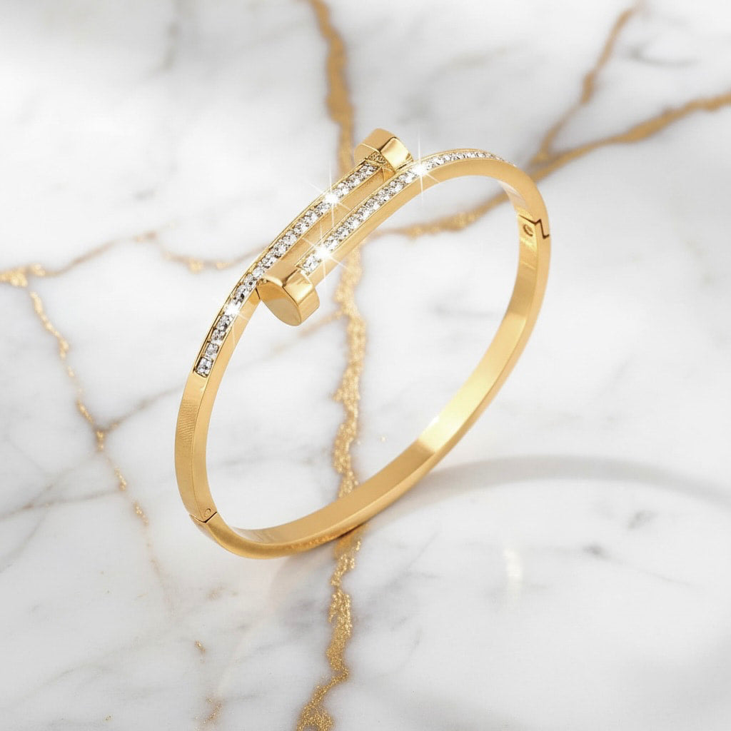Armreif Gold – Schmuckstück mit Funkeln CrystalScents