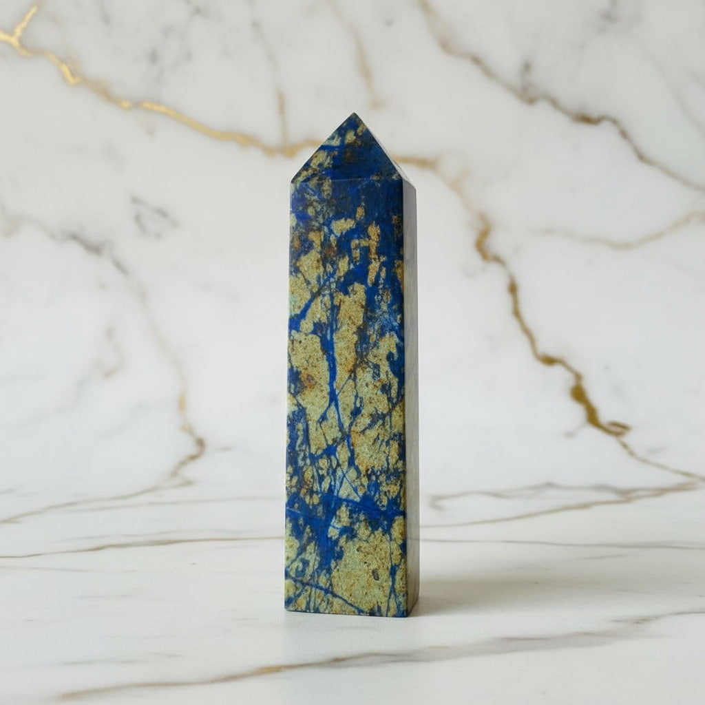 Phönix Lapislazuli Obelisk – Dekoratives Schmuckstück CrystalScents