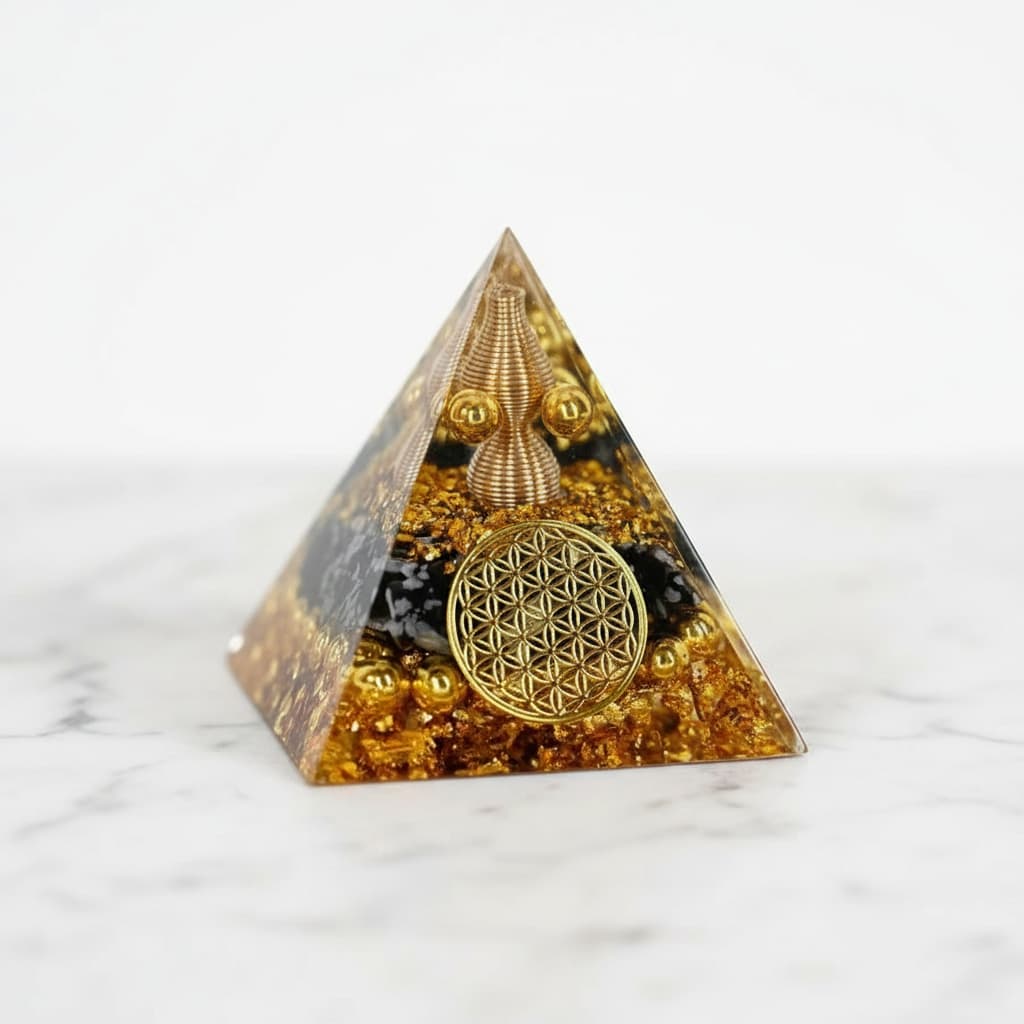 Orgonit Pyramide - Schneeflocken Obsidian CrystalScents