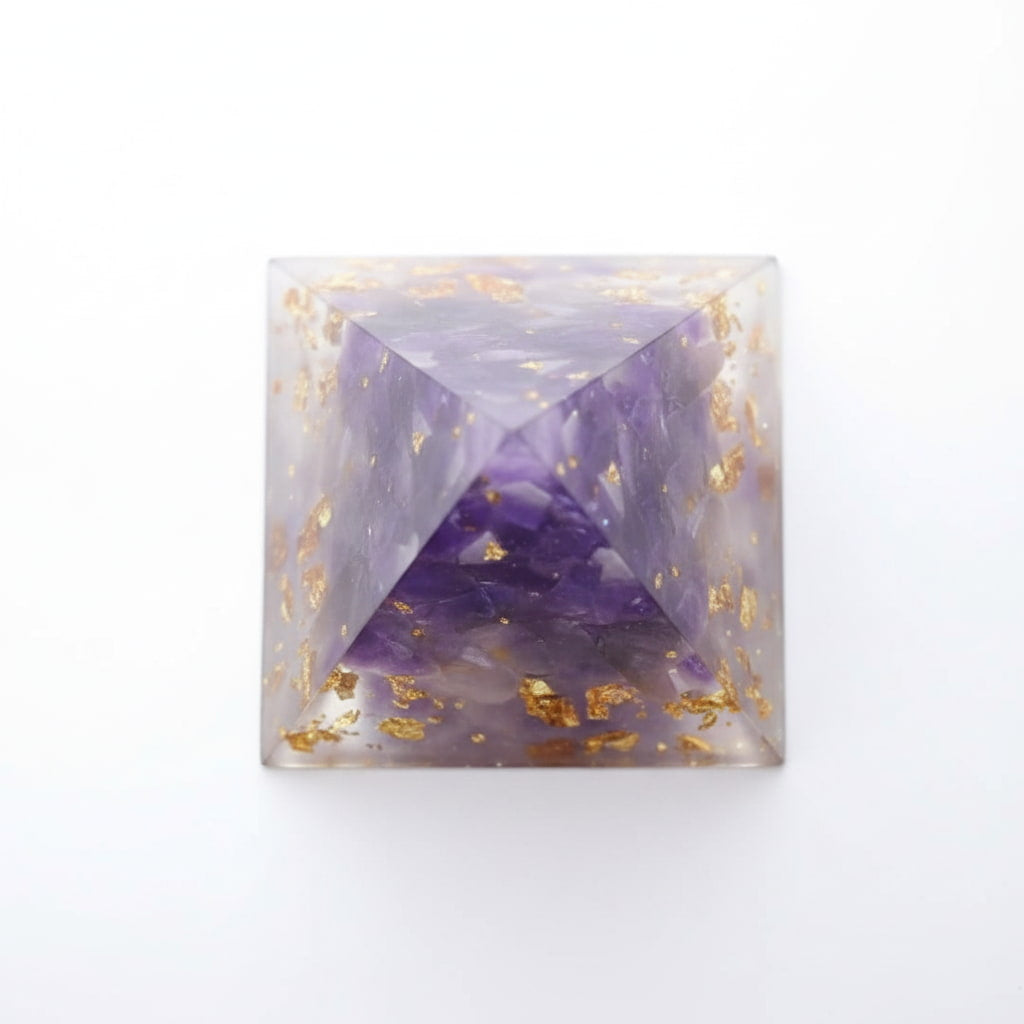 Amethyst Orgonit Pyramide – Balance & Ausstrahlung CrystalScents