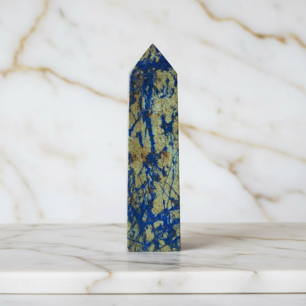 Phönix Lapislazuli Obelisk – Dekoratives Schmuckstück CrystalScents
