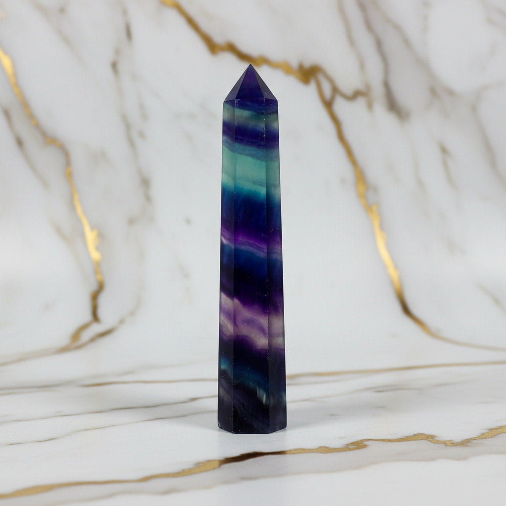 Fluorit Obelisk – Harmonische Farbmischung CrystalScents