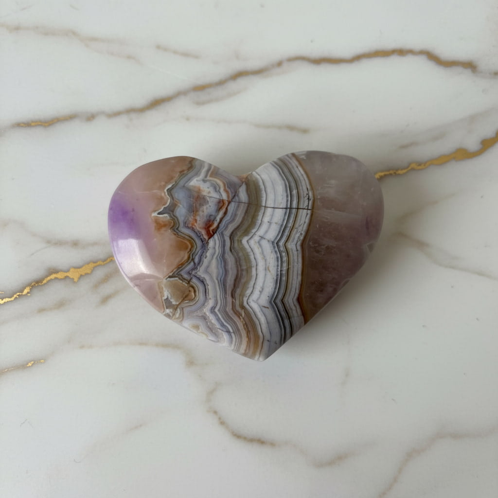 Amethyst Achat Herz – Zarter Glücksbringer CrystalScents