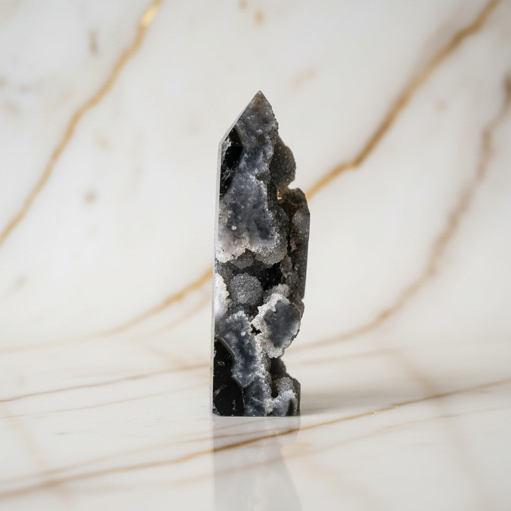Sphalerit Obelisk – Zentrierung & Balance CrystalScents