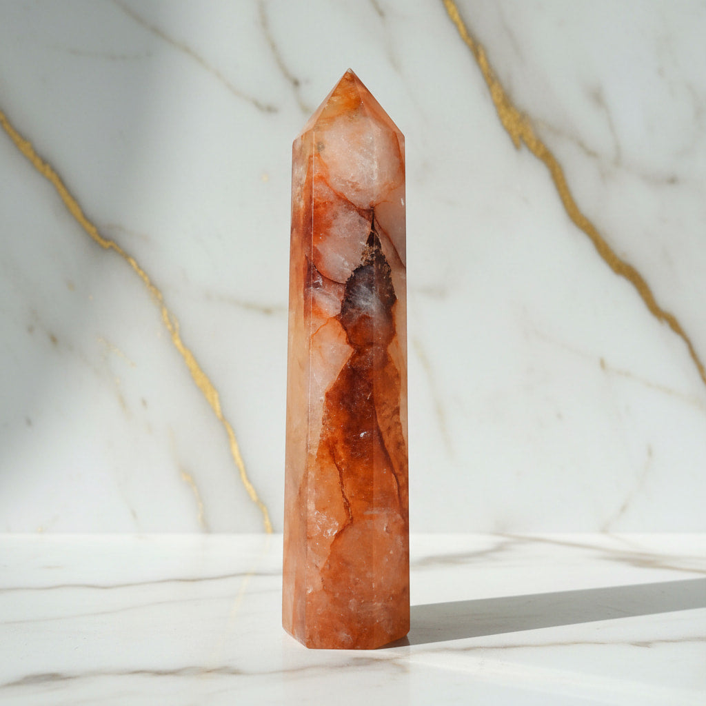 Feuerquarz Obelisk – Mut & innere Stärke CrystalScents