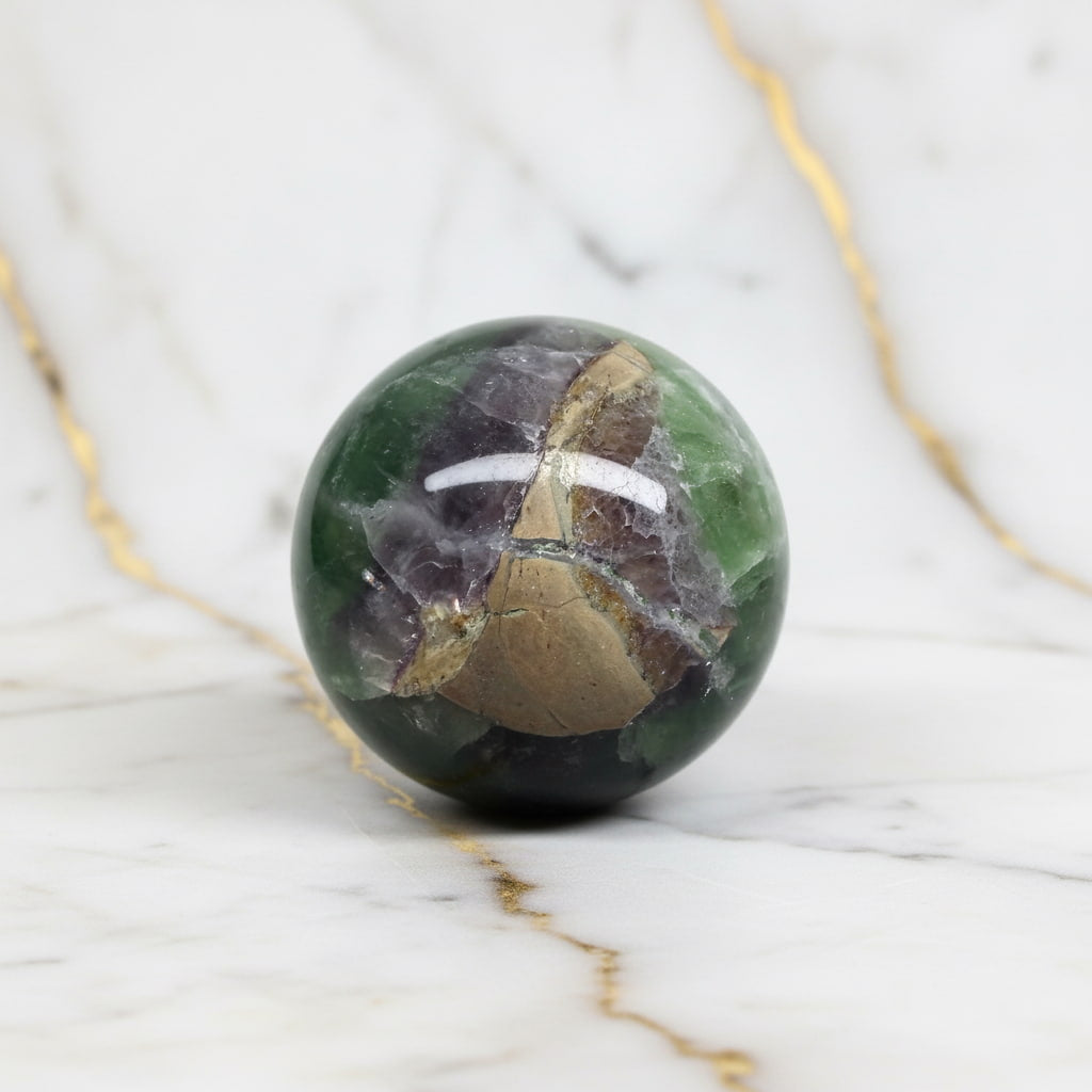 Fluorit Kugel – Farbe & Lebendigkeit CrystalScents