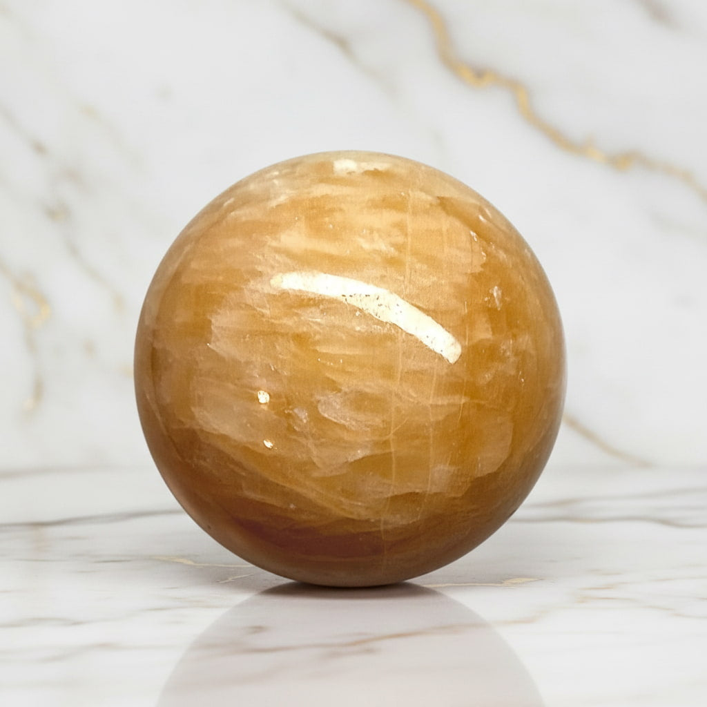 Calcit Kugel - Erdung & Energie CrystalScents