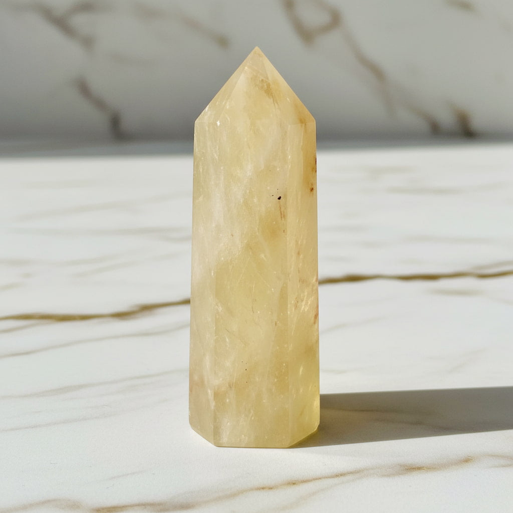 Citrin Obelisk – Optimismus & Energie CrystalScents