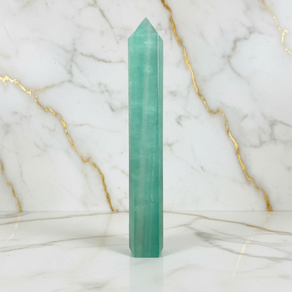Fluorit Obelisk – Mut & Wirkung CrystalScents