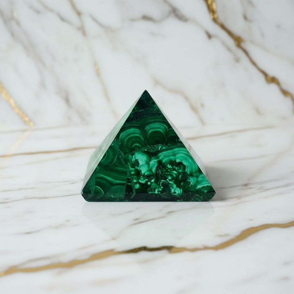 Malachit Pyramide – Harmonie & Transformation CrystalScents
