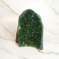 Grüne Amethystdruse – Leuchtend Highlight voller Farbe CrystalScents