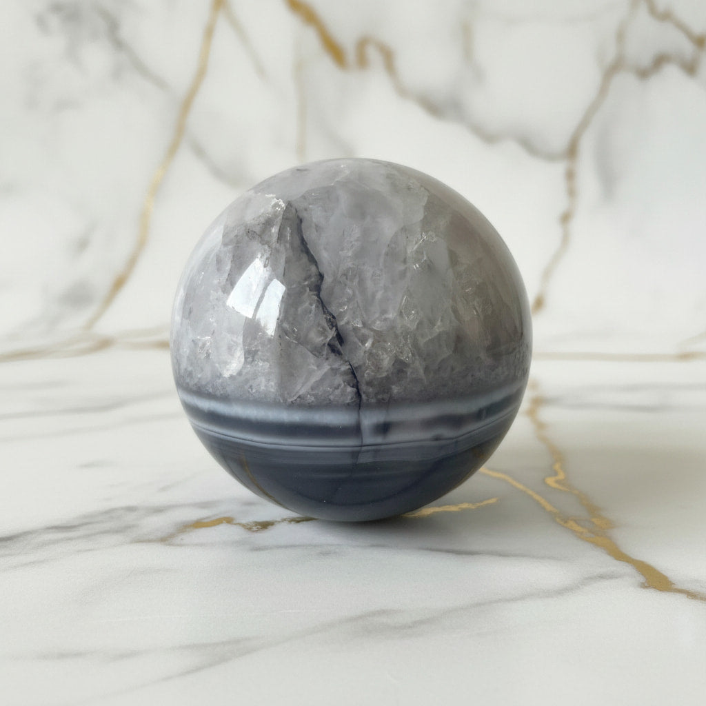 Achat Kugel – Schwarz & Weiß vereint CrystalScents