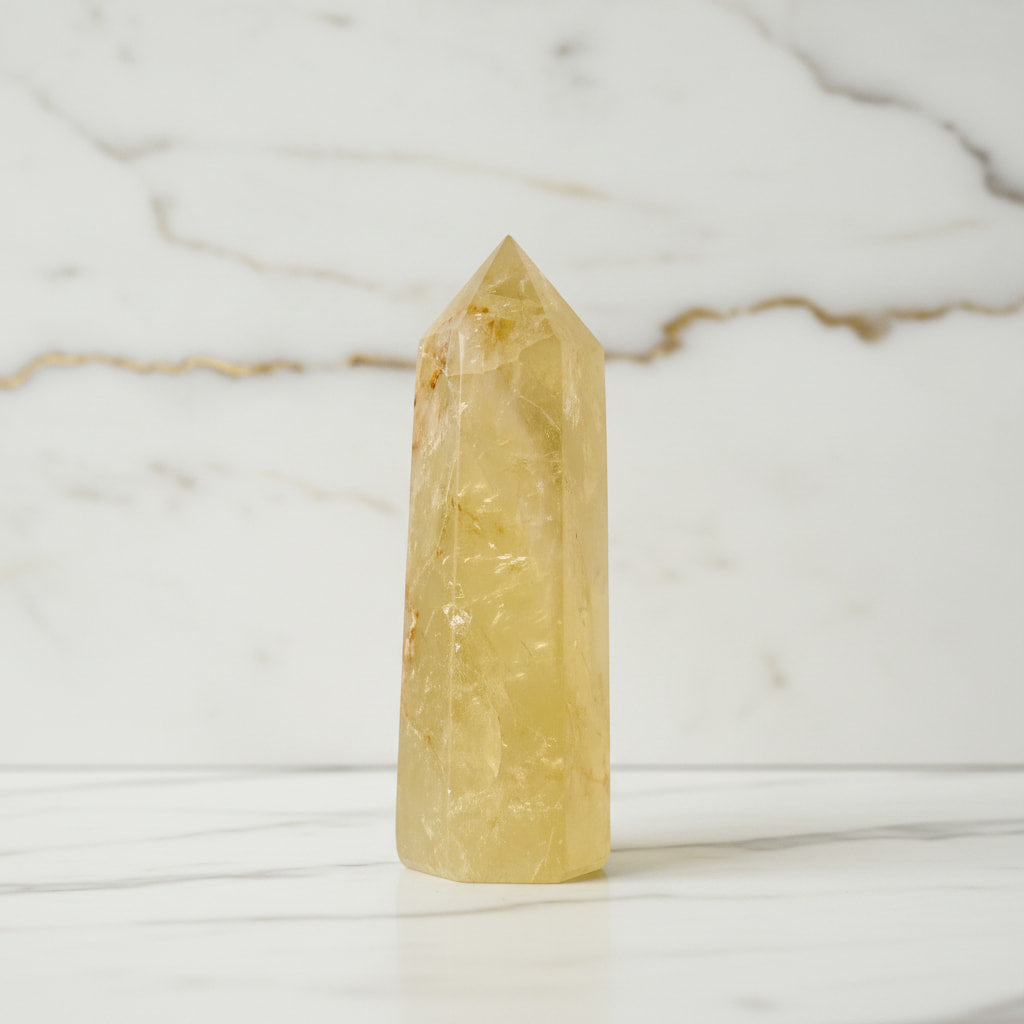 Citrin Obelisk – Optimismus & Energie CrystalScents