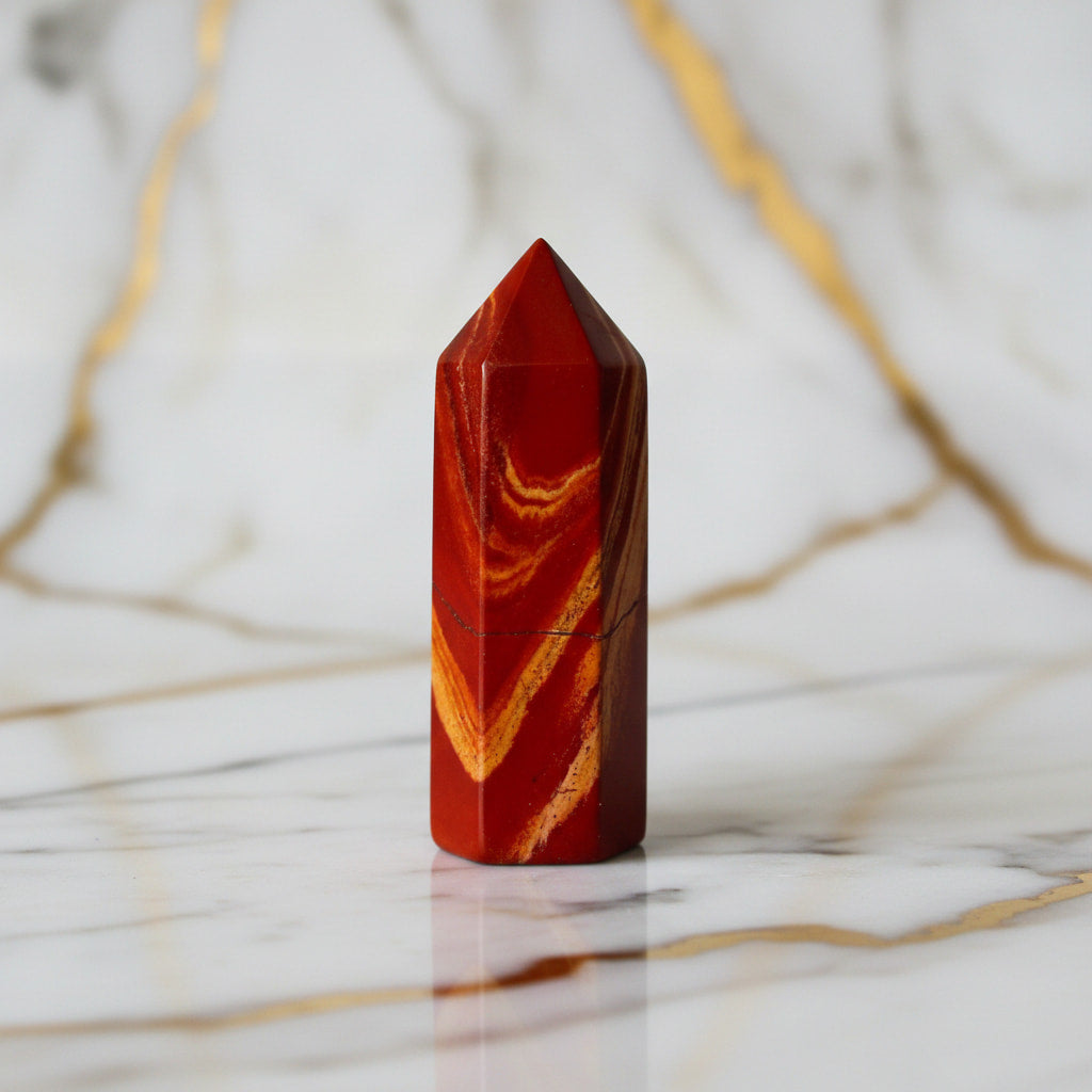 Mini Roter Jaspis Obelisk – Erdung & Stärke CrystalScents