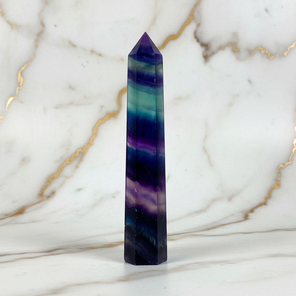 Fluorit Obelisk – Harmonische Farbmischung CrystalScents