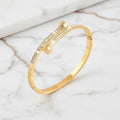 Armreif Gold – Schmuckstück mit Funkeln CrystalScents