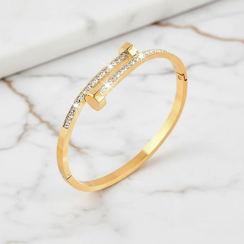 Armreif Gold – Schmuckstück mit Funkeln CrystalScents