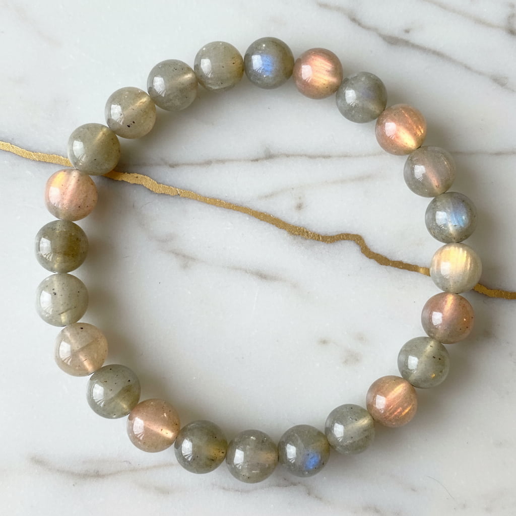 Labradorit Sunset Kugelarmband – Schmuckstück mit Farbspiel CrystalScents