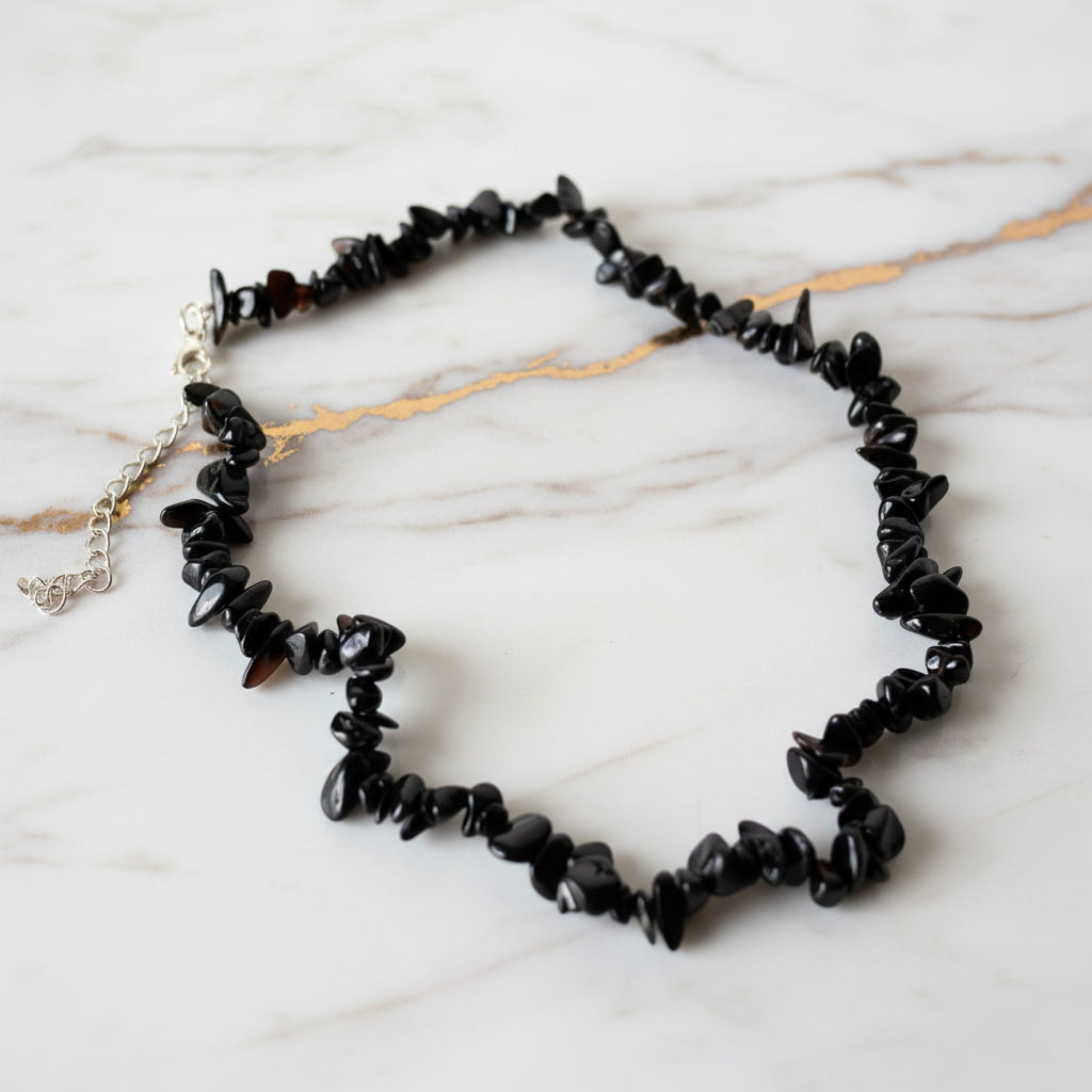 Achat Splitterhalskette – Schwarze Natursteinsplitter CrystalScents