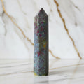 Cyanit Obelisk – Harmonie & Konzentration CrystalScents
