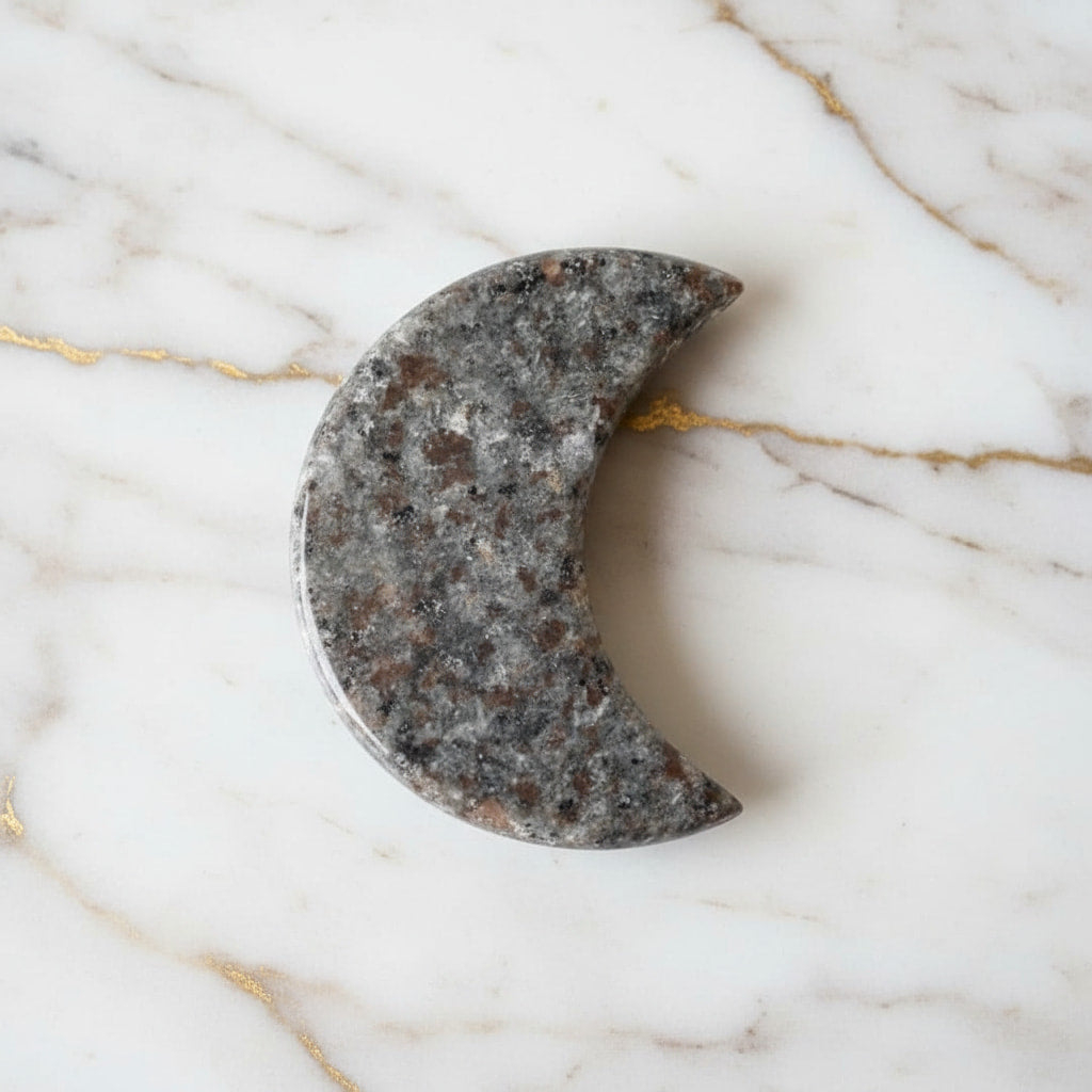 Flammenstein Yooperlite Mond – mit leuchtender Farbwirkung CrystalScents