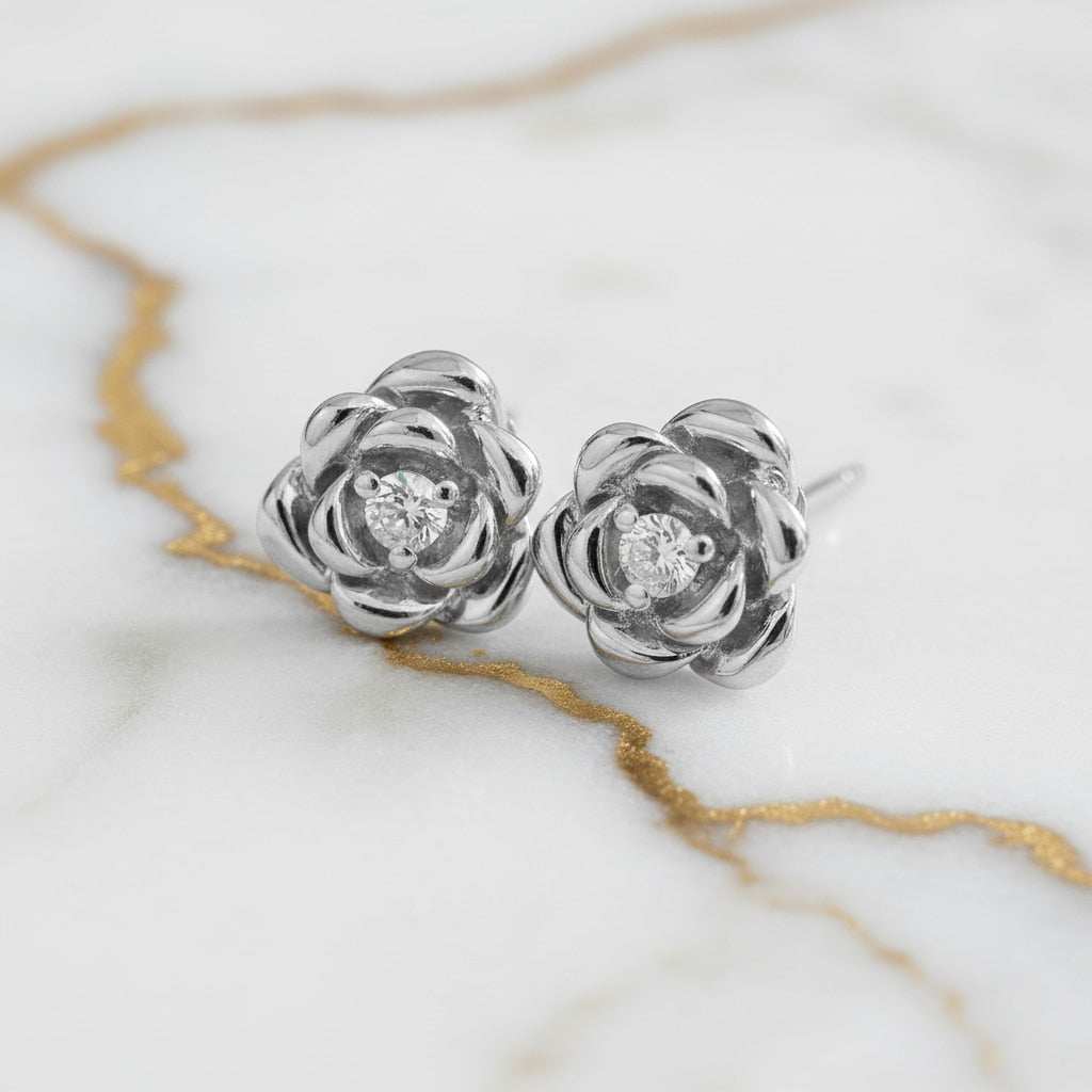 Ohrstecker Silber in Rosenform – romantisches Highlight CrystalScents