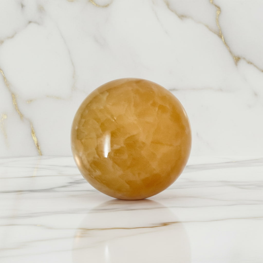 Calcit Kugel - Erdung & Wärme CrystalScents