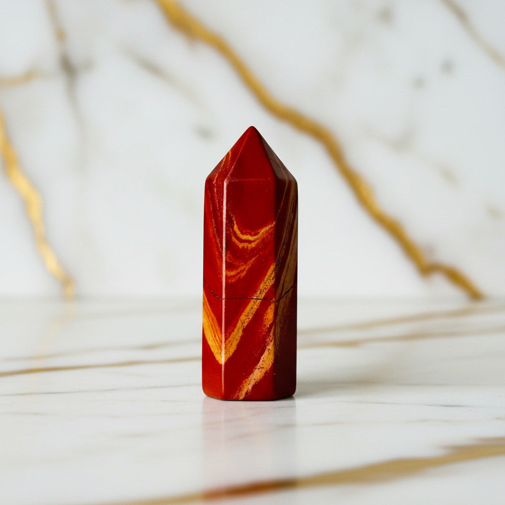 Mini Roter Jaspis Obelisk – Erdung & Stärke CrystalScents
