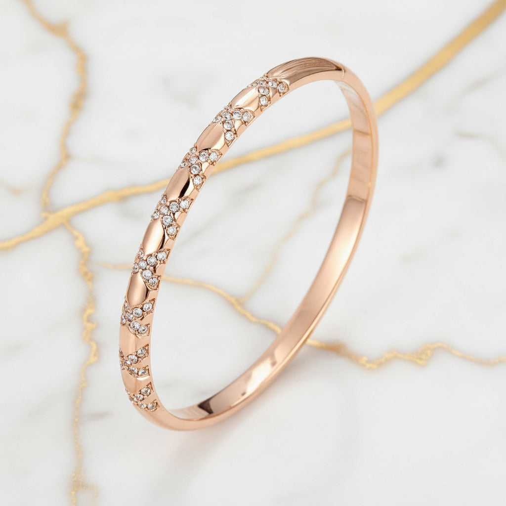Armband - Funkelndes Kreuzmuster in Roségold CrystalScents