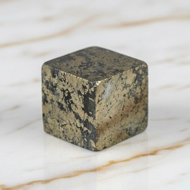 Pyrit Würfel - Dekoratives Highlight CrystalScents