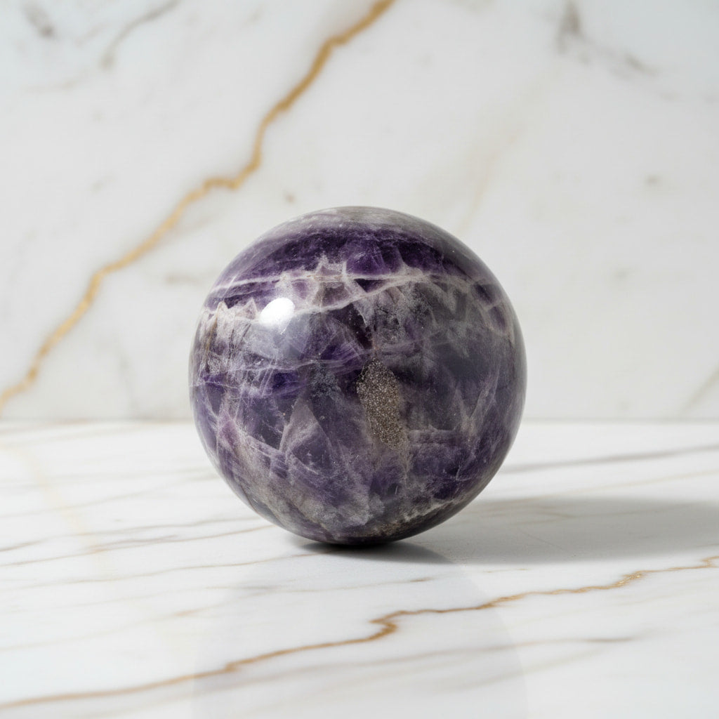 Amethyst Kugel – Ruhe & Energie CrystalScents
