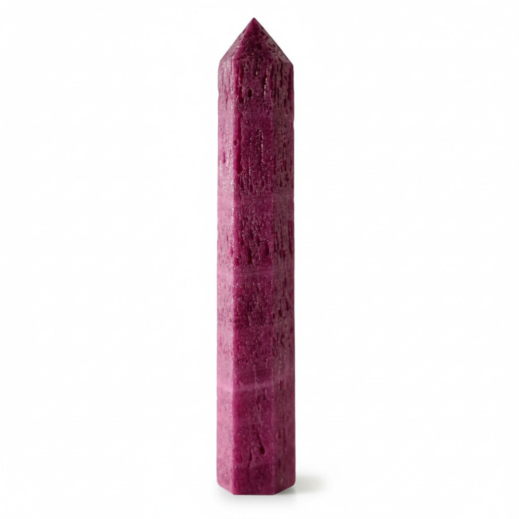 Korund Obelisk - Kraftvoller Farbakzent CrystalScents