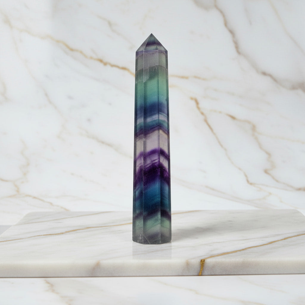 Fluorit Obelisk – Achtsamkeit & Liebe CrystalScents