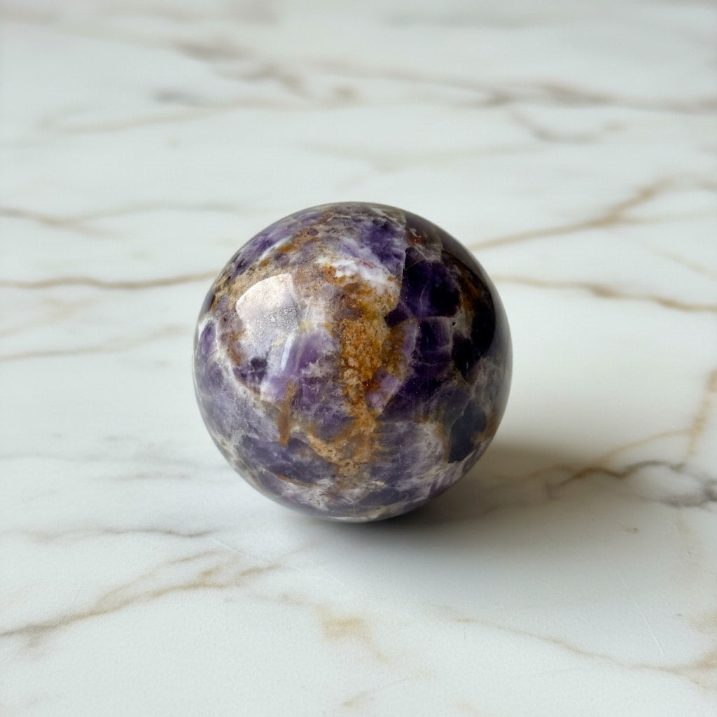 Amethyst Kugel – Ruhe & Energie CrystalScents