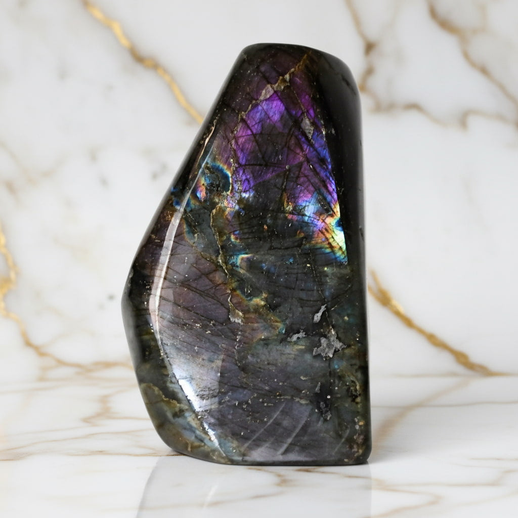 Labradorit Sunset Freiform – Leuchtende Regenbogenfarben CrystalScents
