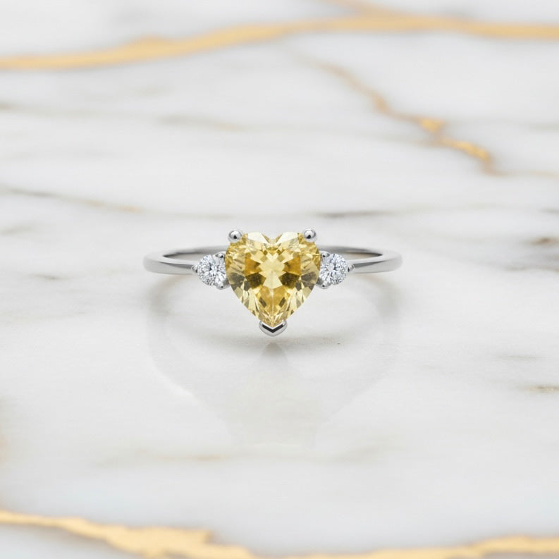 Citrin Ring - Strahlendes Herz CrystalScents