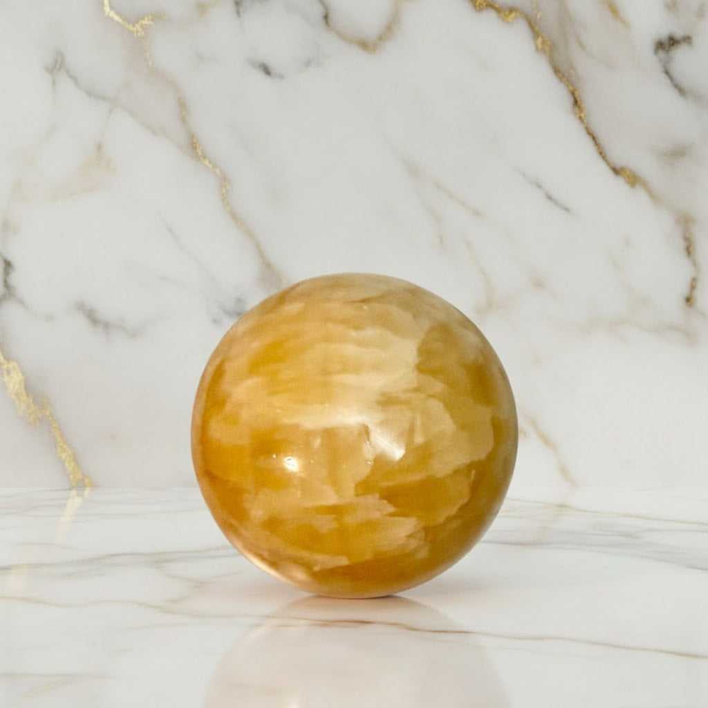 Calcit Kugel - Erdung & Wärme CrystalScents