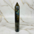 Labradorit Obelisk – Licht & Leidenschaft CrystalScents