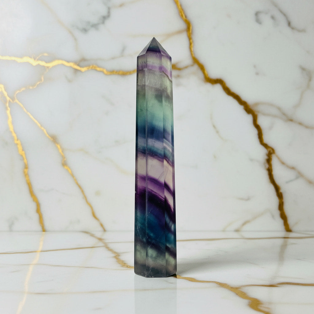 Fluorit Obelisk – Achtsamkeit & Liebe CrystalScents