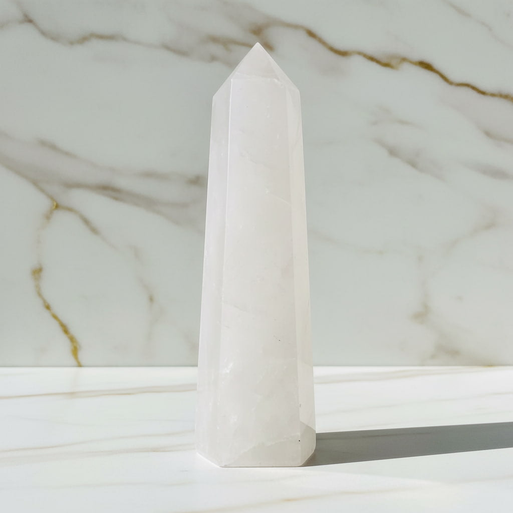 Bergkristall Obelisk – für Klarheit & innere Balance CrystalScents